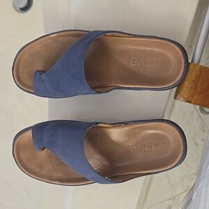 Strive toe thong sandals